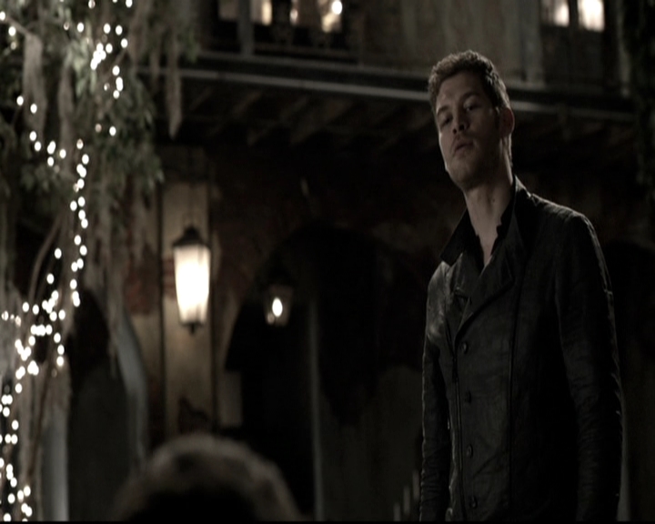 VampireDiariesWorld_dot_nl-TheOriginals_2x21FireWithFire1406.jpg