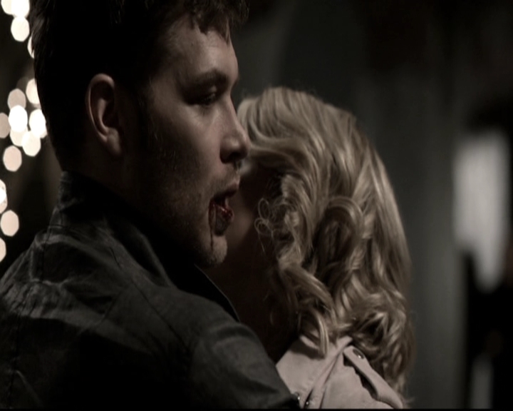 VampireDiariesWorld_dot_nl-TheOriginals_2x21FireWithFire1474.jpg