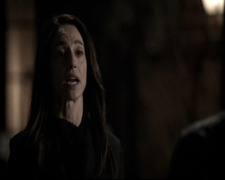 VampireDiariesWorld_dot_nl-TheOriginals_2x21FireWithFire1532.jpg