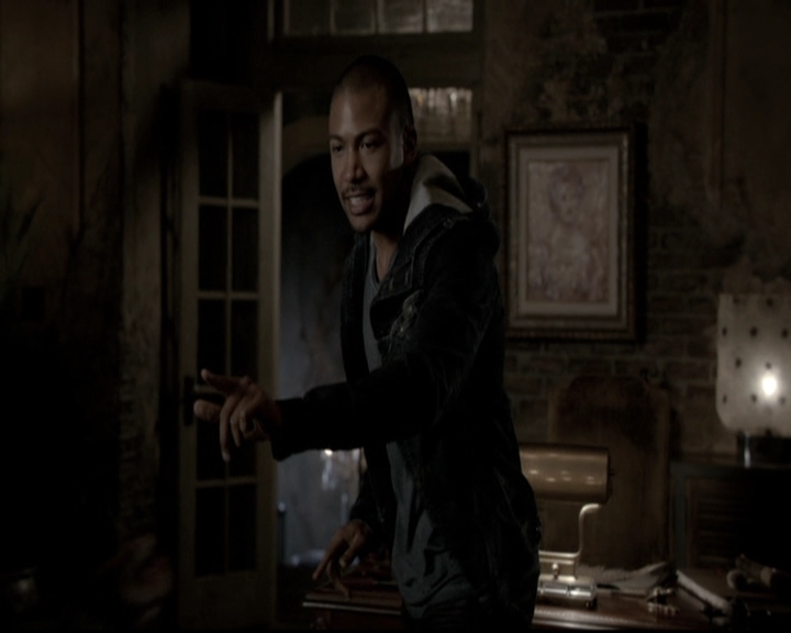 VampireDiariesWorld_dot_nl-TheOriginals_2x21FireWithFire1622.jpg