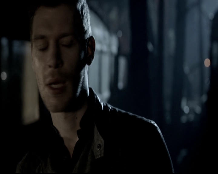 VampireDiariesWorld_dot_nl-TheOriginals_2x21FireWithFire1701.jpg