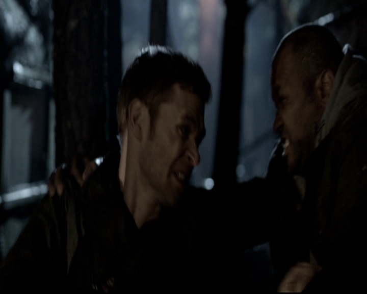 VampireDiariesWorld_dot_nl-TheOriginals_2x21FireWithFire1720.jpg