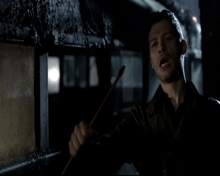 VampireDiariesWorld_dot_nl-TheOriginals_2x21FireWithFire1723.jpg