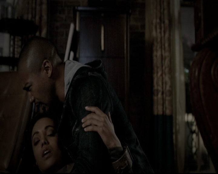 VampireDiariesWorld_dot_nl-TheOriginals_2x21FireWithFire1847.jpg