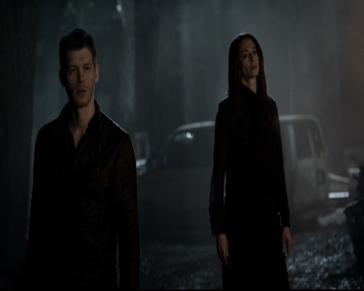 VampireDiariesWorld_dot_nl-TheOriginals_2x21FireWithFire1884.jpg