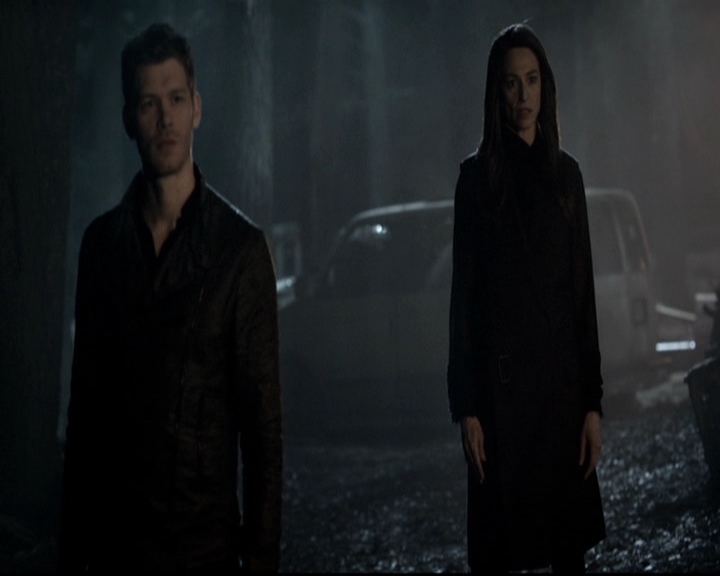 VampireDiariesWorld_dot_nl-TheOriginals_2x21FireWithFire1890.jpg