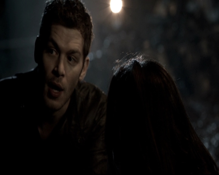 VampireDiariesWorld_dot_nl-TheOriginals_2x21FireWithFire1920.jpg