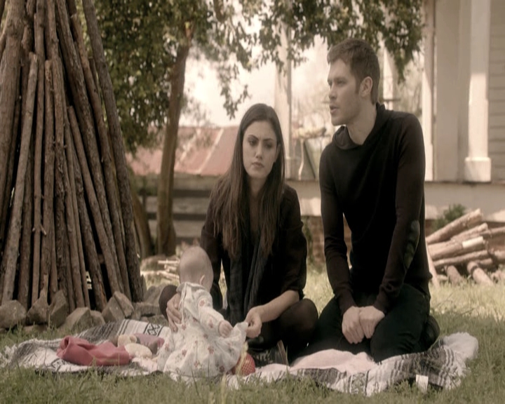 VampireDiariesWorld-dot-nl_TheOriginals-2x22AshesToAshes-DeletedScenes0037.jpg