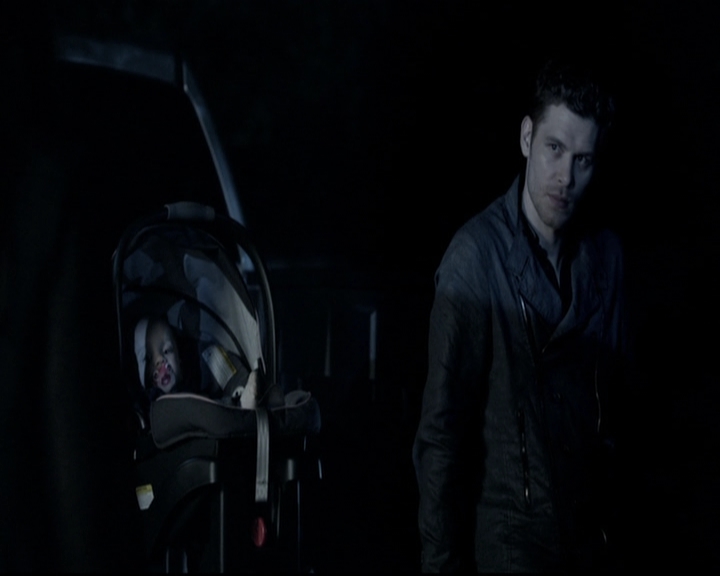 VampireDiariesWorld_dot_nl-TheOriginals_2x22AshesToAshes0027.jpg