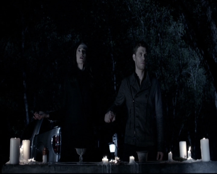 VampireDiariesWorld_dot_nl-TheOriginals_2x22AshesToAshes0108.jpg