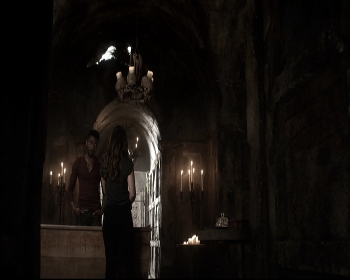 VampireDiariesWorld_dot_nl-TheOriginals_2x22AshesToAshes0420.jpg