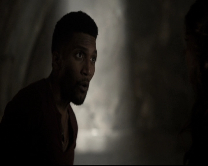 VampireDiariesWorld_dot_nl-TheOriginals_2x22AshesToAshes0433.jpg