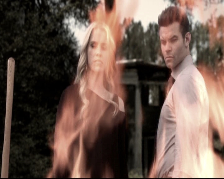 VampireDiariesWorld_dot_nl-TheOriginals_2x22AshesToAshes0602.jpg