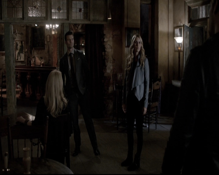 VampireDiariesWorld_dot_nl-TheOriginals_2x22AshesToAshes1211.jpg