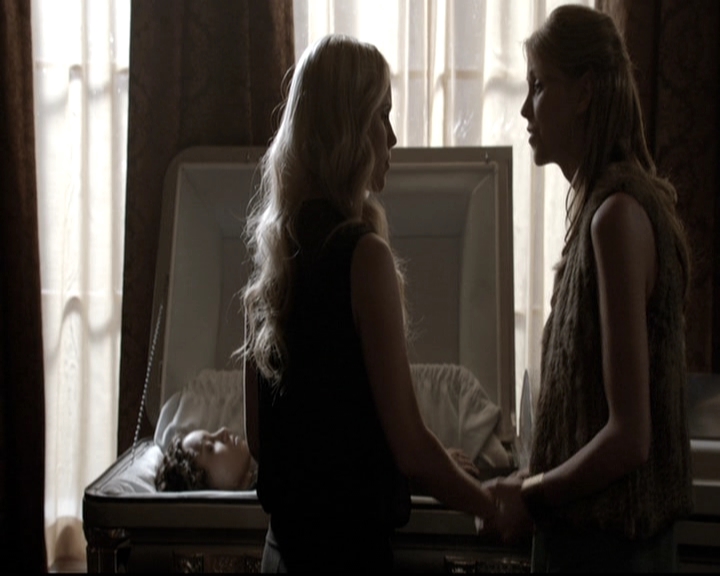 VampireDiariesWorld_dot_nl-TheOriginals_2x22AshesToAshes1976.jpg