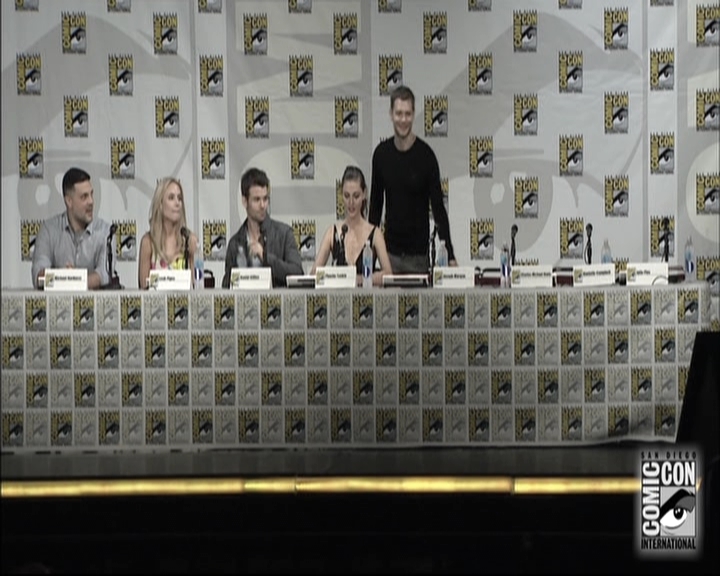 VampireDiariesWorld-dot-nl_TheOriginals-S3SanDiegoComicCon2014Panel0047.jpg