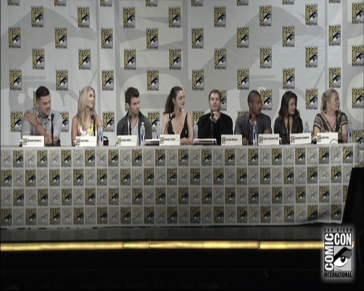 VampireDiariesWorld-dot-nl_TheOriginals-S3SanDiegoComicCon2014Panel0120.jpg