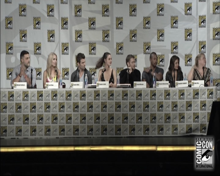 VampireDiariesWorld-dot-nl_TheOriginals-S3SanDiegoComicCon2014Panel0123.jpg