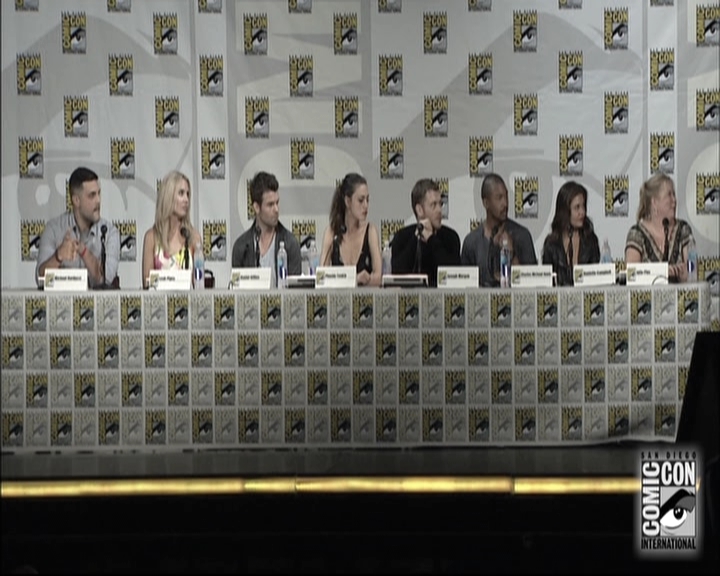 VampireDiariesWorld-dot-nl_TheOriginals-S3SanDiegoComicCon2014Panel0126.jpg