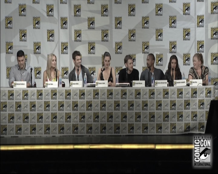 VampireDiariesWorld-dot-nl_TheOriginals-S3SanDiegoComicCon2014Panel0175.jpg