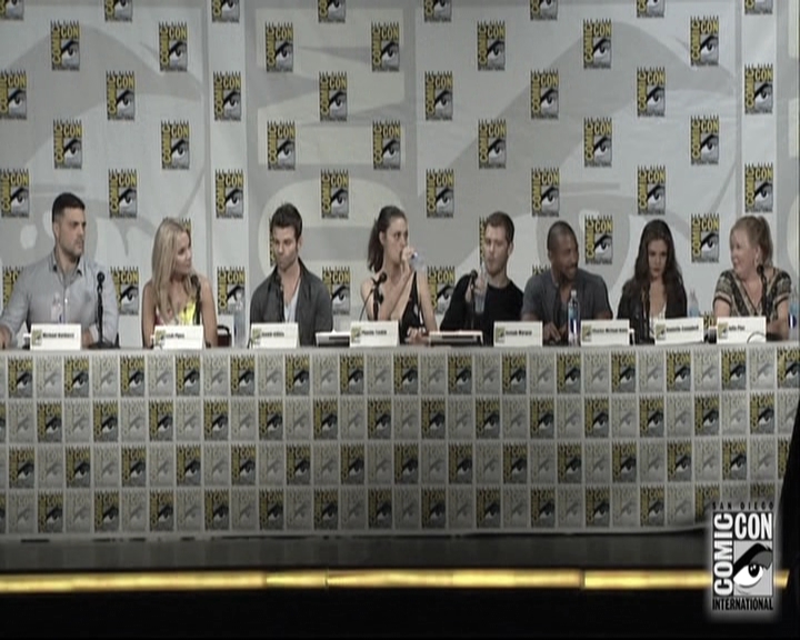 VampireDiariesWorld-dot-nl_TheOriginals-S3SanDiegoComicCon2014Panel0225.jpg