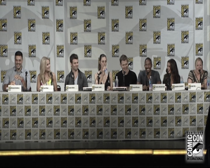 VampireDiariesWorld-dot-nl_TheOriginals-S3SanDiegoComicCon2014Panel0229.jpg