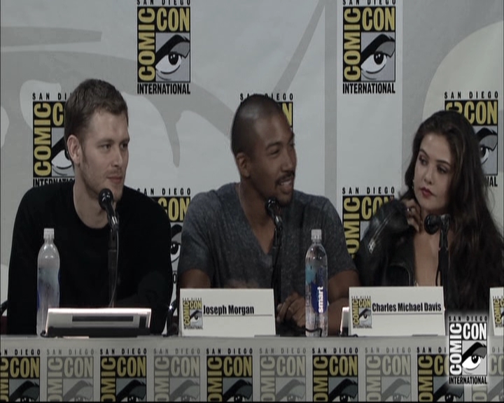 VampireDiariesWorld-dot-nl_TheOriginals-S3SanDiegoComicCon2014Panel0236.jpg