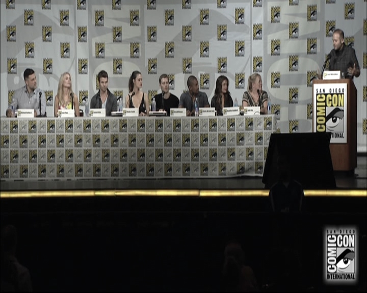 VampireDiariesWorld-dot-nl_TheOriginals-S3SanDiegoComicCon2014Panel0247.jpg