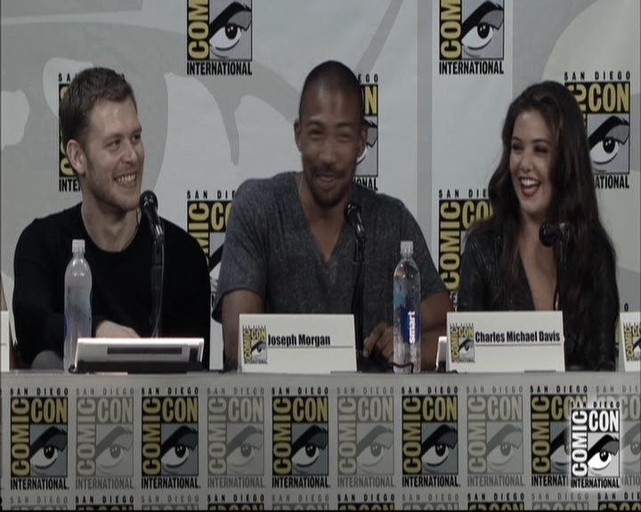 VampireDiariesWorld-dot-nl_TheOriginals-S3SanDiegoComicCon2014Panel0260.jpg