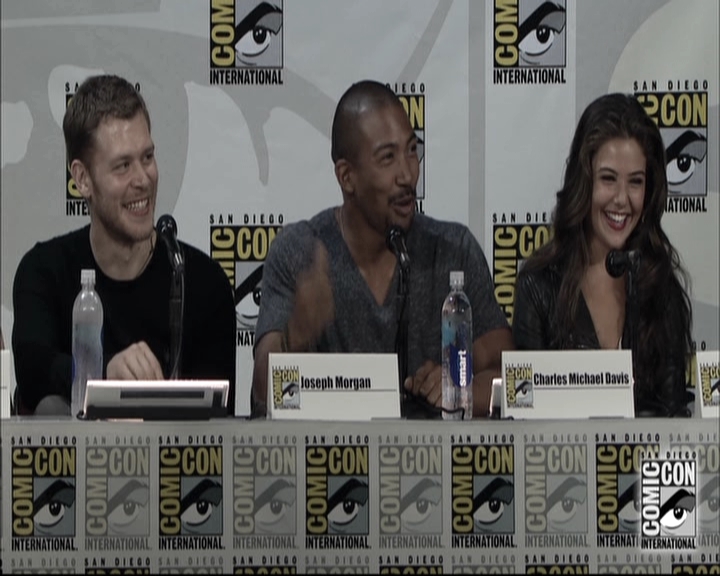 VampireDiariesWorld-dot-nl_TheOriginals-S3SanDiegoComicCon2014Panel0270.jpg