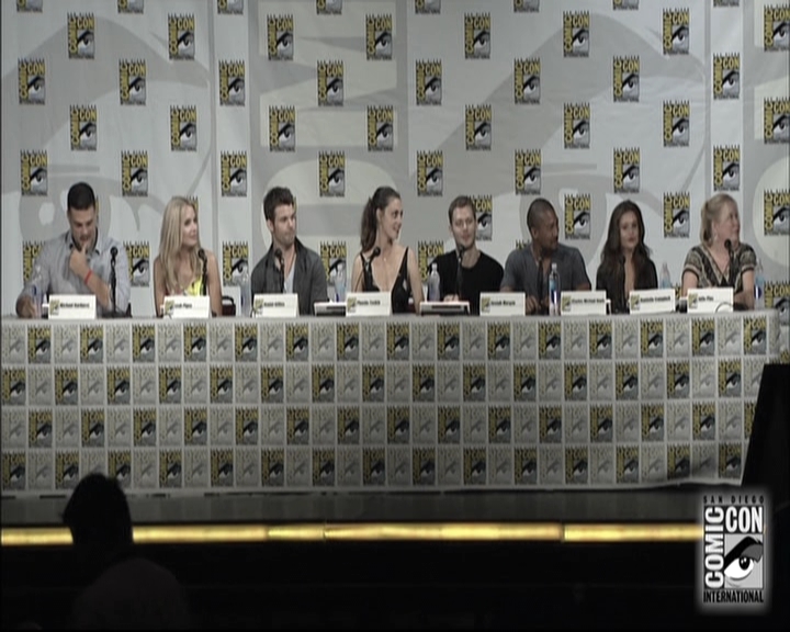 VampireDiariesWorld-dot-nl_TheOriginals-S3SanDiegoComicCon2014Panel0274.jpg