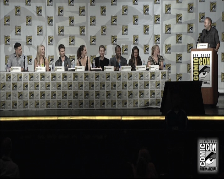 VampireDiariesWorld-dot-nl_TheOriginals-S3SanDiegoComicCon2014Panel0305.jpg