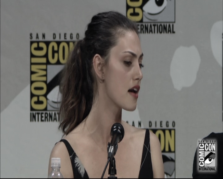 VampireDiariesWorld-dot-nl_TheOriginals-S3SanDiegoComicCon2014Panel0350.jpg