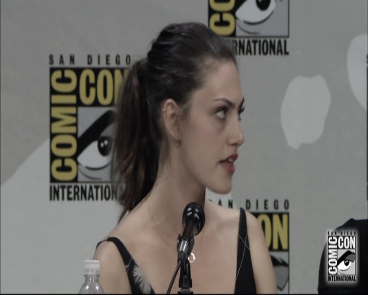 VampireDiariesWorld-dot-nl_TheOriginals-S3SanDiegoComicCon2014Panel0351.jpg