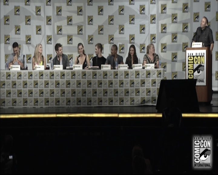 VampireDiariesWorld-dot-nl_TheOriginals-S3SanDiegoComicCon2014Panel0417.jpg