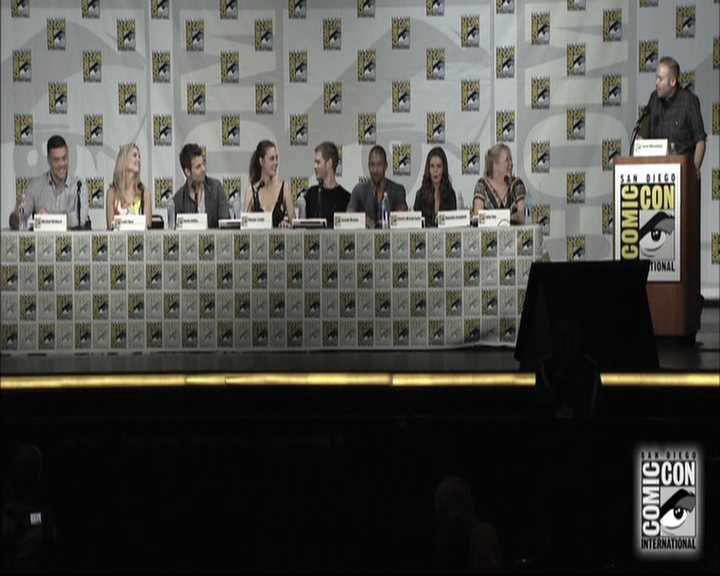 VampireDiariesWorld-dot-nl_TheOriginals-S3SanDiegoComicCon2014Panel0418.jpg