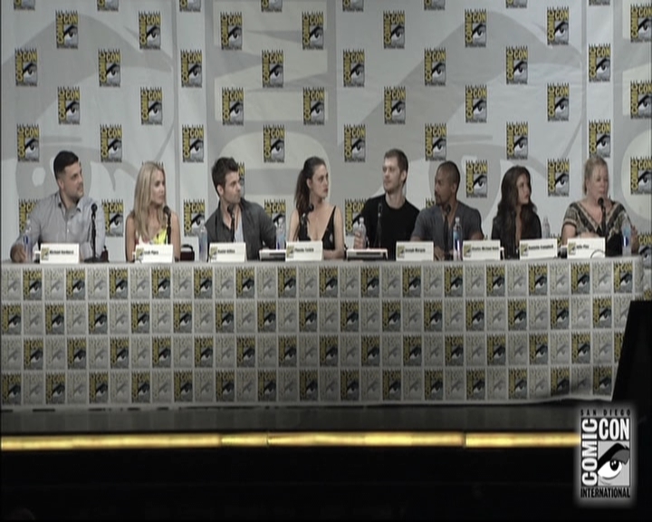 VampireDiariesWorld-dot-nl_TheOriginals-S3SanDiegoComicCon2014Panel0431.jpg