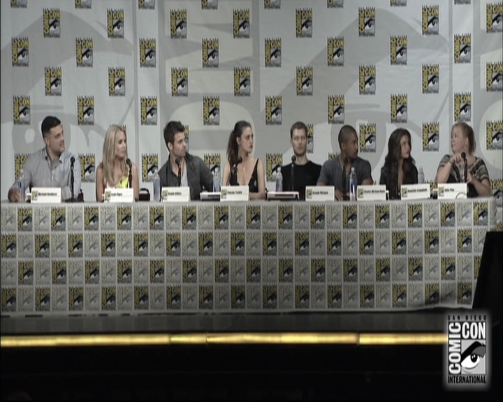 VampireDiariesWorld-dot-nl_TheOriginals-S3SanDiegoComicCon2014Panel0433.jpg