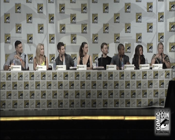 VampireDiariesWorld-dot-nl_TheOriginals-S3SanDiegoComicCon2014Panel0434.jpg