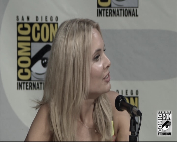 VampireDiariesWorld-dot-nl_TheOriginals-S3SanDiegoComicCon2014Panel0511.jpg