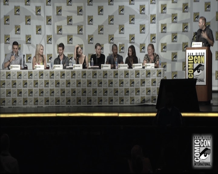 VampireDiariesWorld-dot-nl_TheOriginals-S3SanDiegoComicCon2014Panel0527.jpg