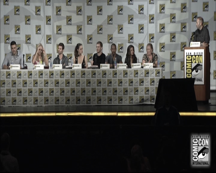 VampireDiariesWorld-dot-nl_TheOriginals-S3SanDiegoComicCon2014Panel0532.jpg