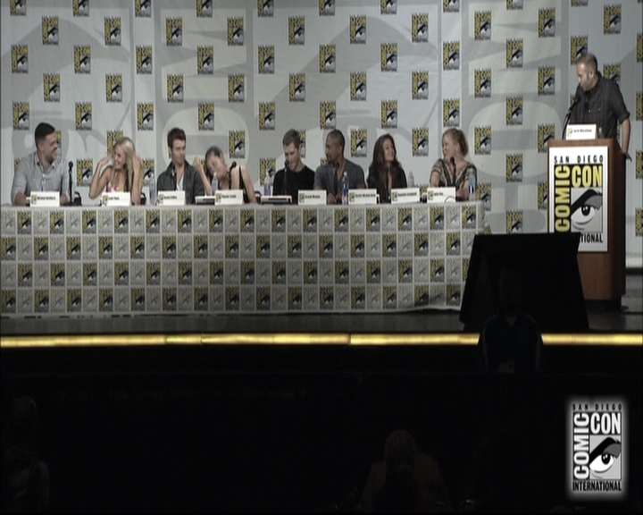 VampireDiariesWorld-dot-nl_TheOriginals-S3SanDiegoComicCon2014Panel0572.jpg