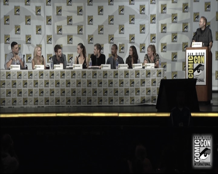 VampireDiariesWorld-dot-nl_TheOriginals-S3SanDiegoComicCon2014Panel0661.jpg