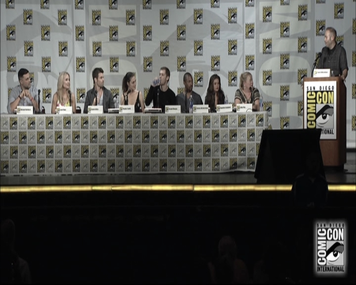 VampireDiariesWorld-dot-nl_TheOriginals-S3SanDiegoComicCon2014Panel0678.jpg