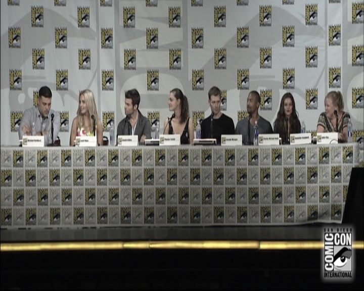 VampireDiariesWorld-dot-nl_TheOriginals-S3SanDiegoComicCon2014Panel0725.jpg