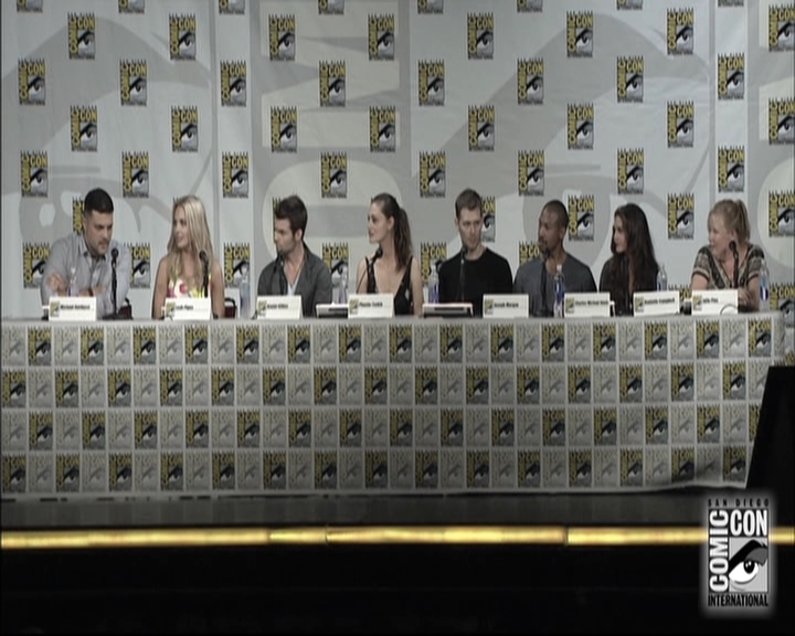 VampireDiariesWorld-dot-nl_TheOriginals-S3SanDiegoComicCon2014Panel0727.jpg