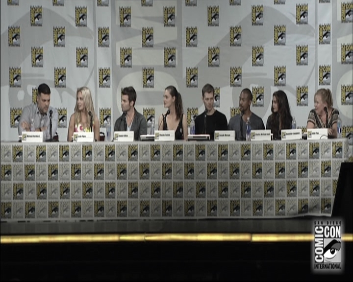 VampireDiariesWorld-dot-nl_TheOriginals-S3SanDiegoComicCon2014Panel0728.jpg