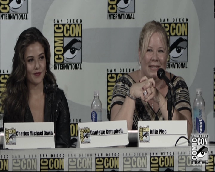 VampireDiariesWorld-dot-nl_TheOriginals-S3SanDiegoComicCon2014Panel0812.jpg