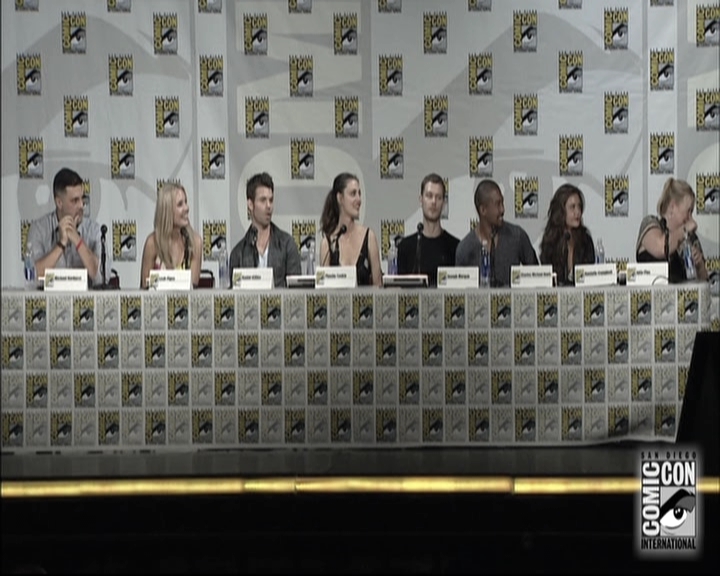 VampireDiariesWorld-dot-nl_TheOriginals-S3SanDiegoComicCon2014Panel0824.jpg